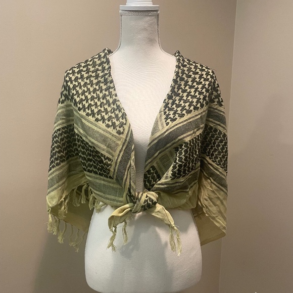 Large Tasseled Scarf Beige & Black Keffiyeh Head Wrap - Picture 1 of 5